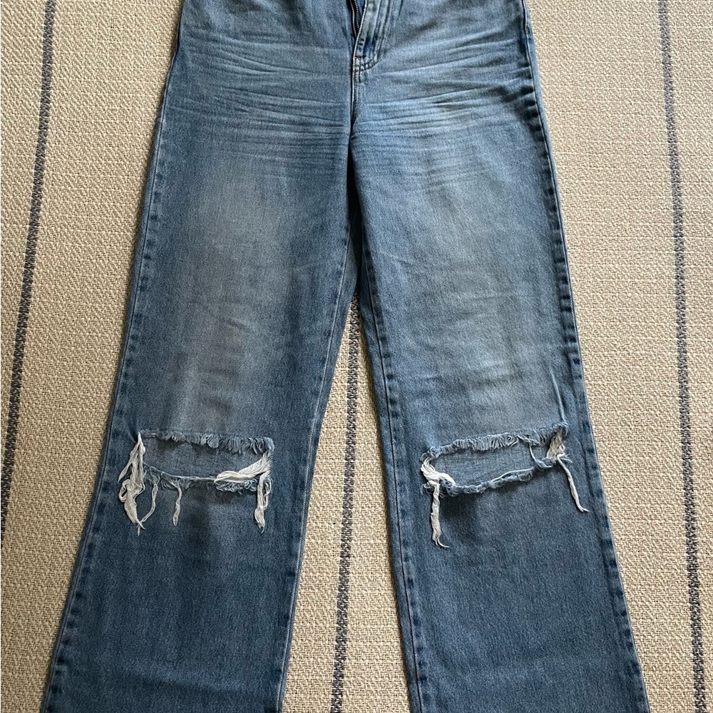Distressed Stradivarius Jeans